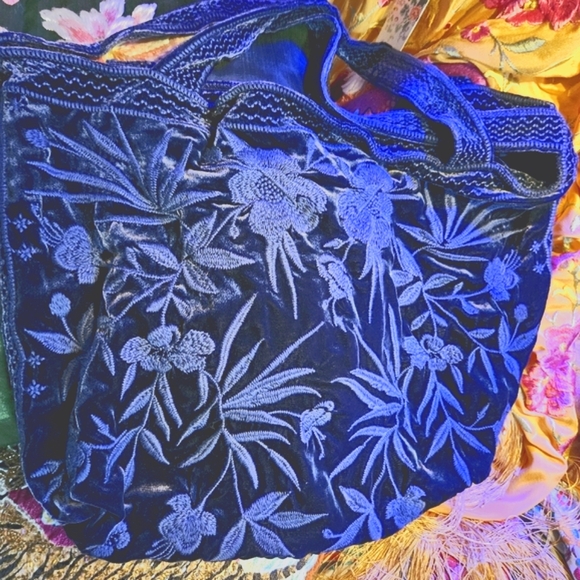 NWT JOHNNY WAS VELVET BAG TOTE - Picture 3 of 10